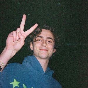 Meet your Posher, Amelia